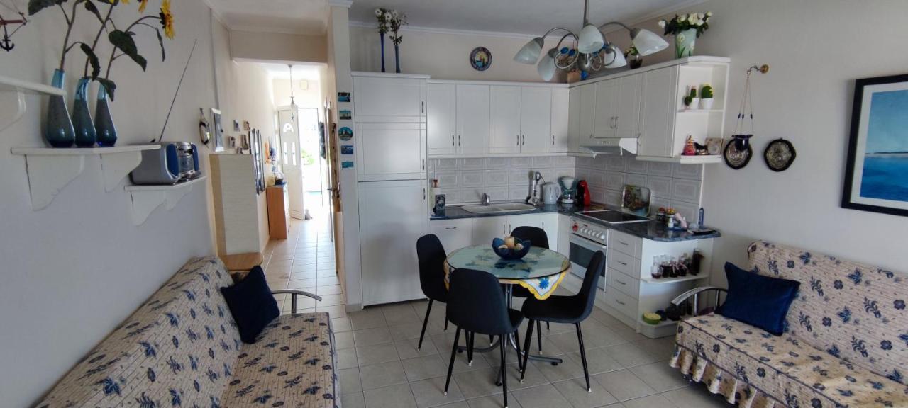 Sunflower Apartment Néa Péramos المظهر الخارجي الصورة
