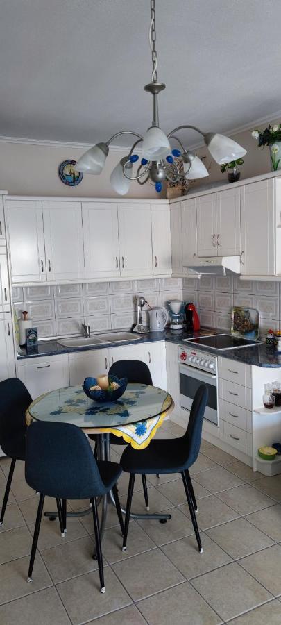 Sunflower Apartment Néa Péramos المظهر الخارجي الصورة