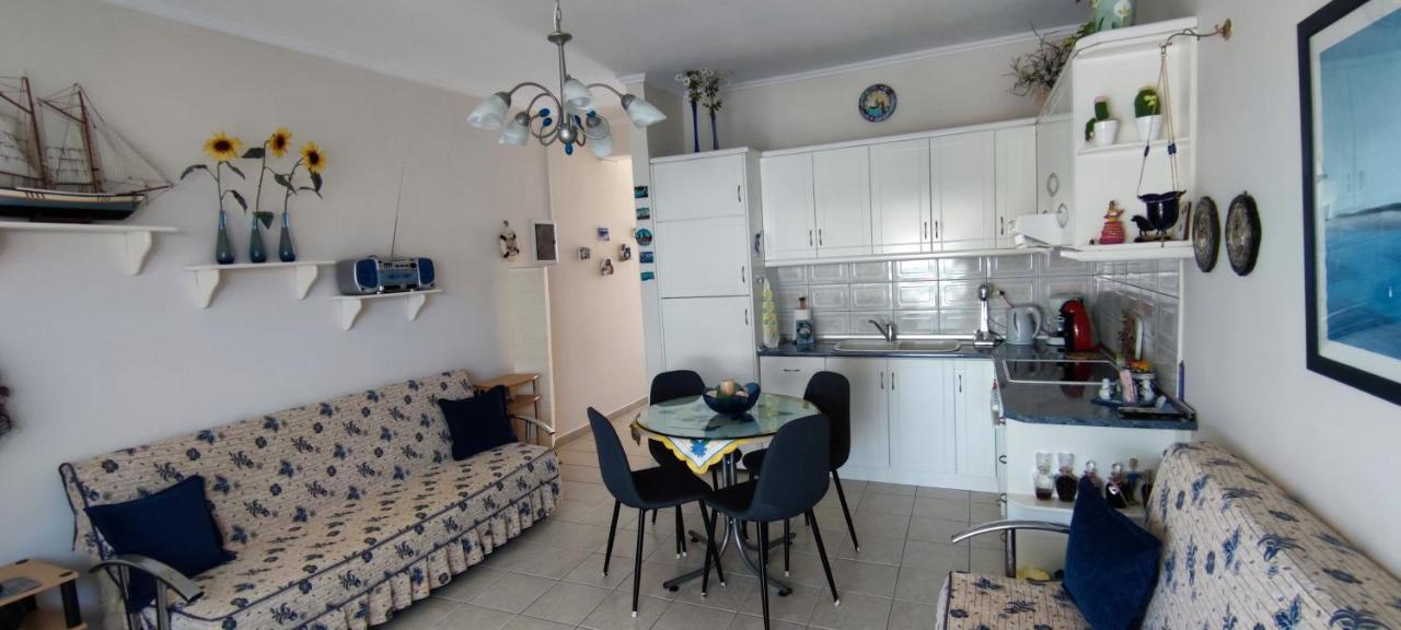 Sunflower Apartment Néa Péramos المظهر الخارجي الصورة
